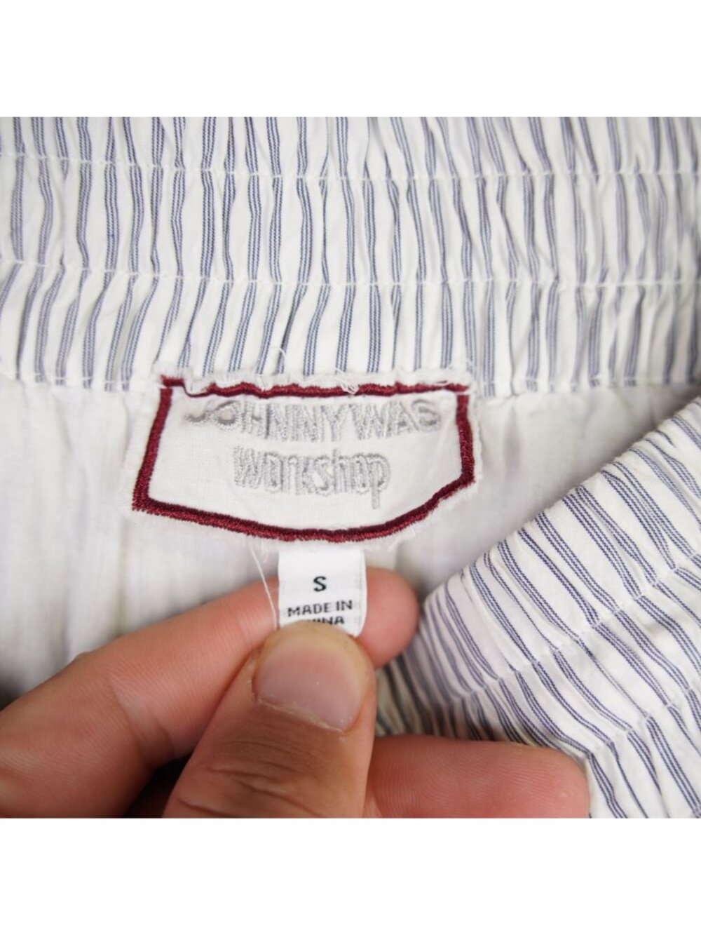 Johnny Was Workshop Womens Embroidered Floral Striped Cotton Shorts Size S EUC - Picture 4 of 8